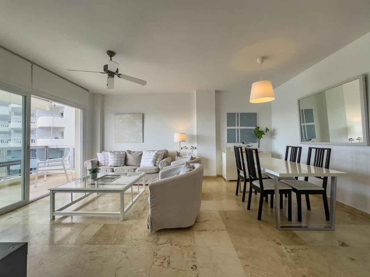 Palm 2f A Stylish Seaside Apartment