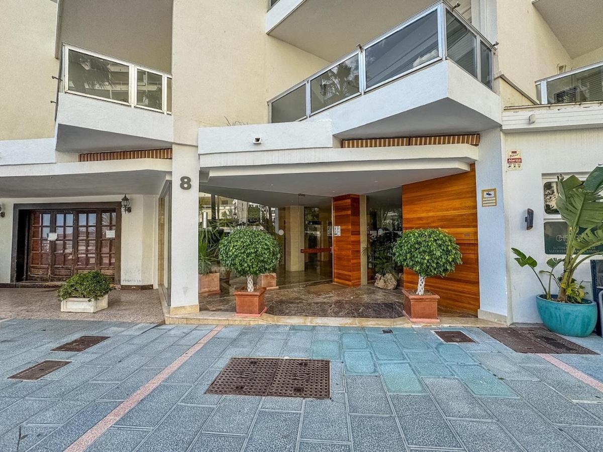 Palm 2f A Stylish Seaside Apartment Marbella